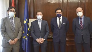 El presidente recuerda al Ministerio de Justicia las infraestructuras judiciales pendientes en la Región